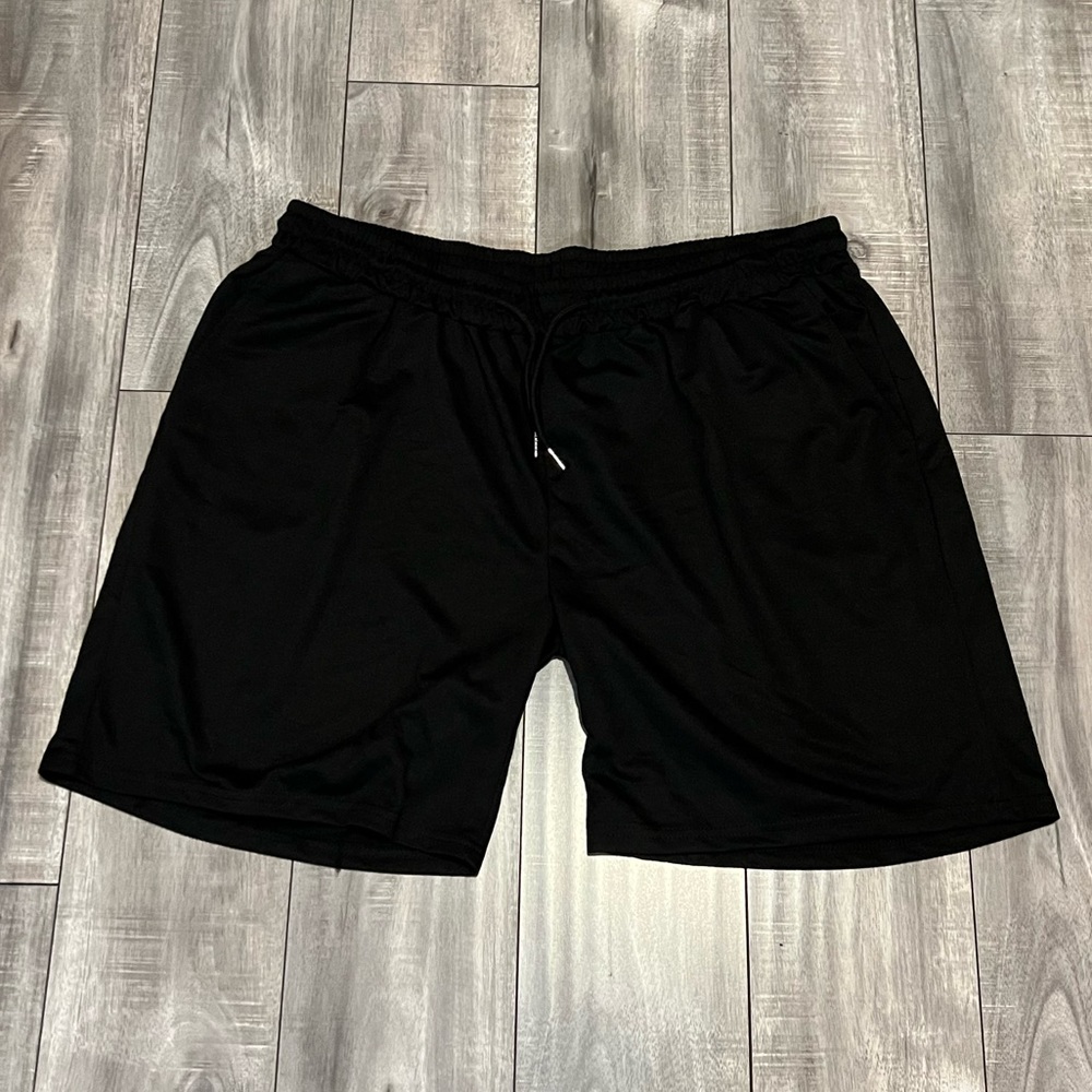 BLACK SHEIN COMFORTABLE SHORTS